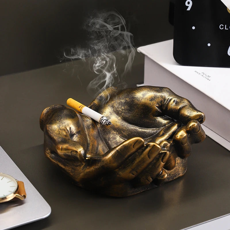 Vintage Gold Resin Handicrafts Decorations Sacred Hands Anti Fly Ash Home Living Room Office Ashtray Ornament Father's Day Gifts