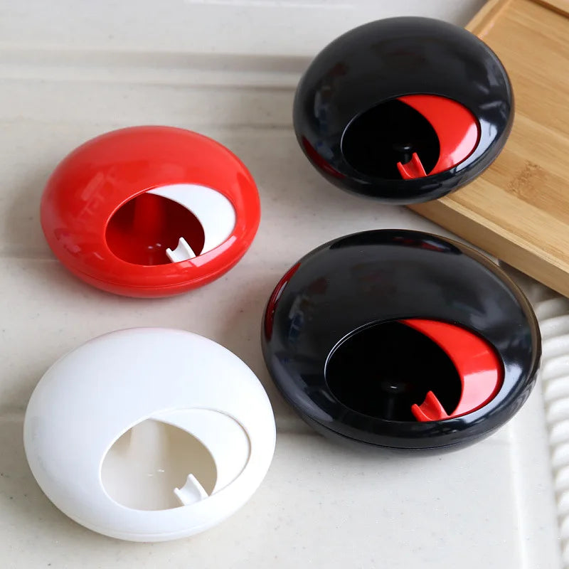 Rotating Melamine Round Ashtray with Lid